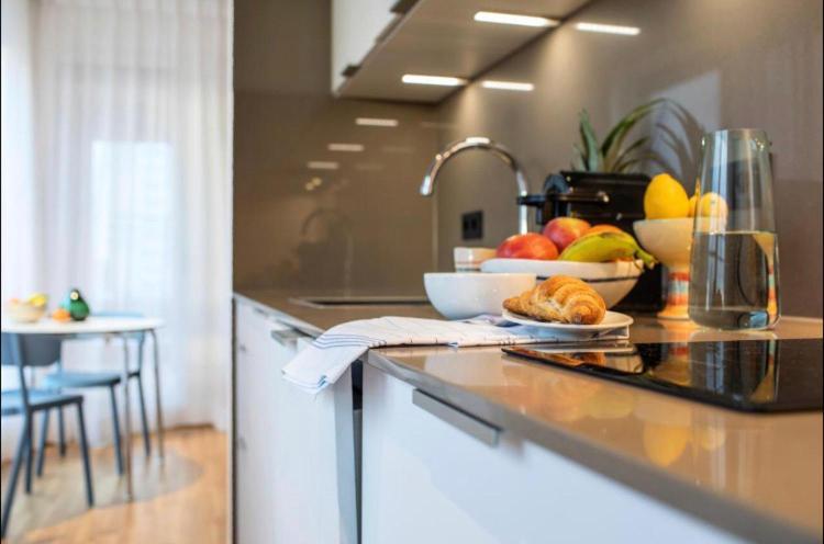 Black Pearl Deluxe Apartments Щецин Экстерьер фото