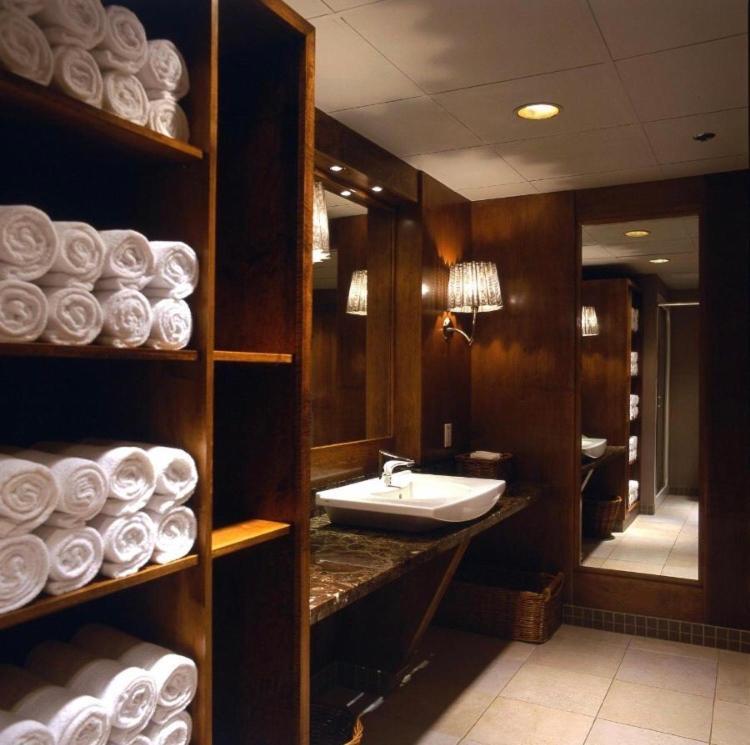 Black Pearl Deluxe Apartments Щецин Экстерьер фото